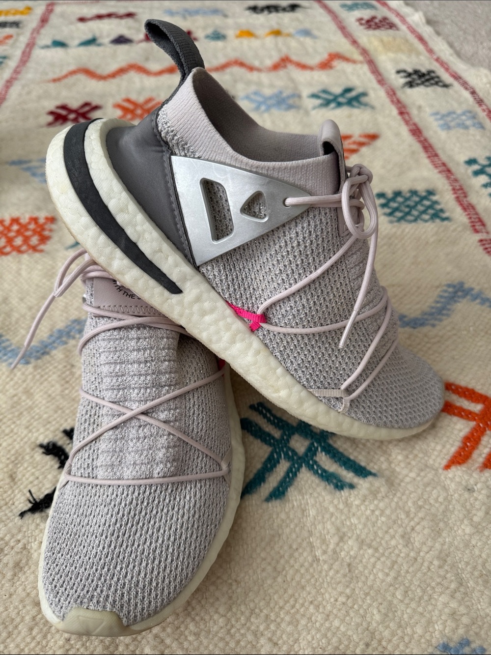Adidas Arkyn 'Lux Luster' D96760 Sneakers